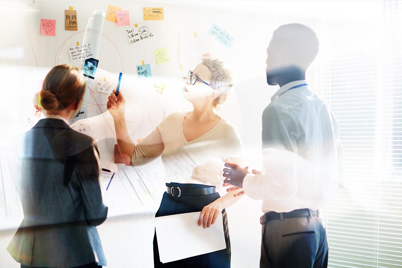 男友奶奶欲動用人脈調查女友身家，她氣炸怒PO文求解，網友:快逃啊！