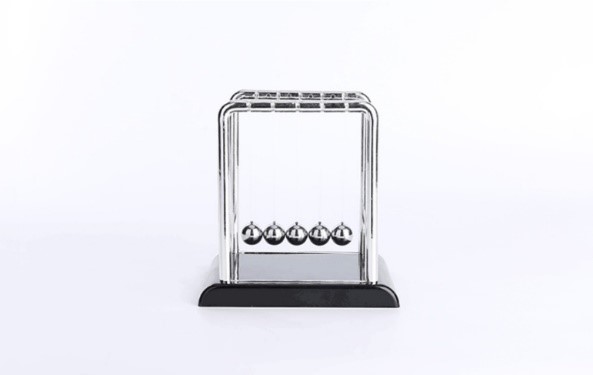 牛頓擺球永動機