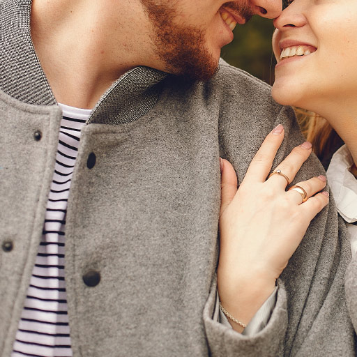 妻與老闆出遊親密掐臀,沒同房不算通姦