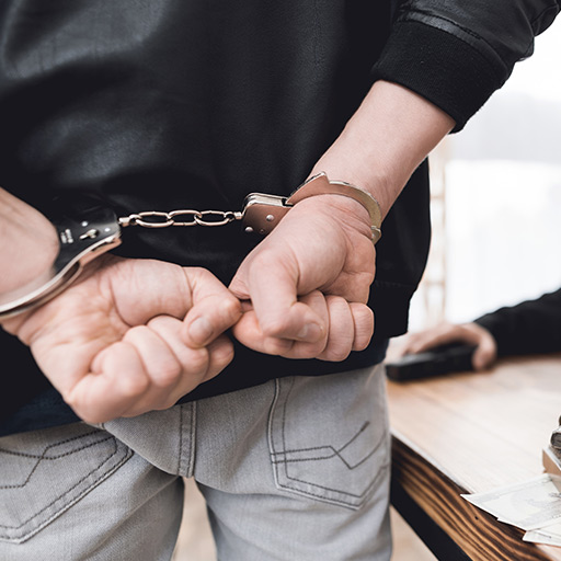 駐英代表雇徵信社緝拿英商要犯