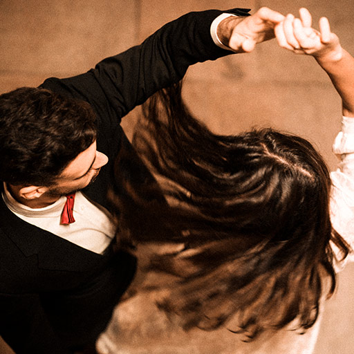 缺乏信任? 丈夫限制妻跳舞鬧離婚